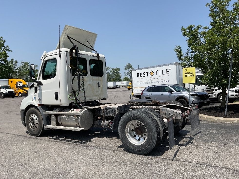 Day Cab Tractor-Heavy Duty Tractors-Freightliner-2020-T11642ST-Rochester-NY-259,459\n\t\tmiles-$ 45,000 - Image 5