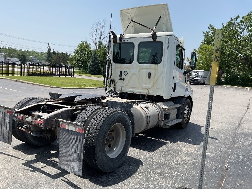 Day Cab Tractor-Heavy Duty Tractors-Freightliner-2020-T11642ST-Rochester-NY-259,459\n\t\tmiles-$ 45,000 - Image 7