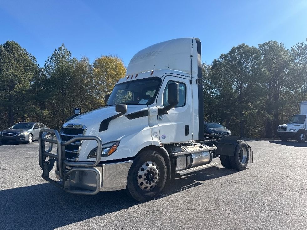Day Cab Tractor-Heavy Duty Tractors-Freightliner-2020-T11642ST-Spartanburg-SC-471,572\n\t\tmiles-$ 35,250 - Image 3