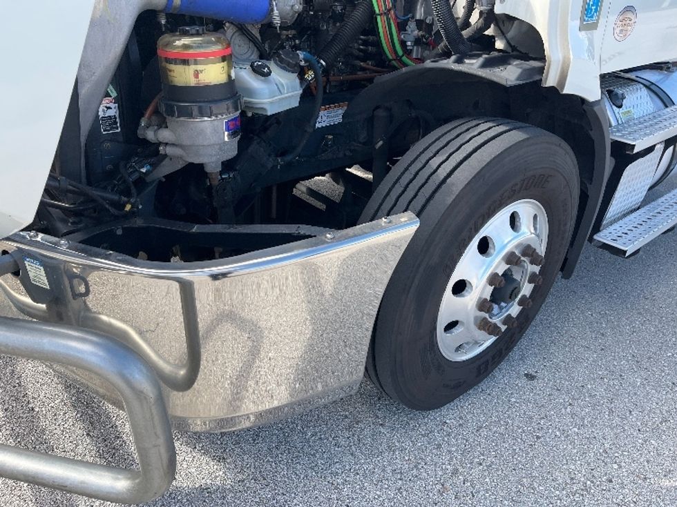Day Cab Tractor-Heavy Duty Tractors-Freightliner-2020-T11642ST-Tampa-FL-528,366\n\t\tmiles-$ 30,750 - Image 17
