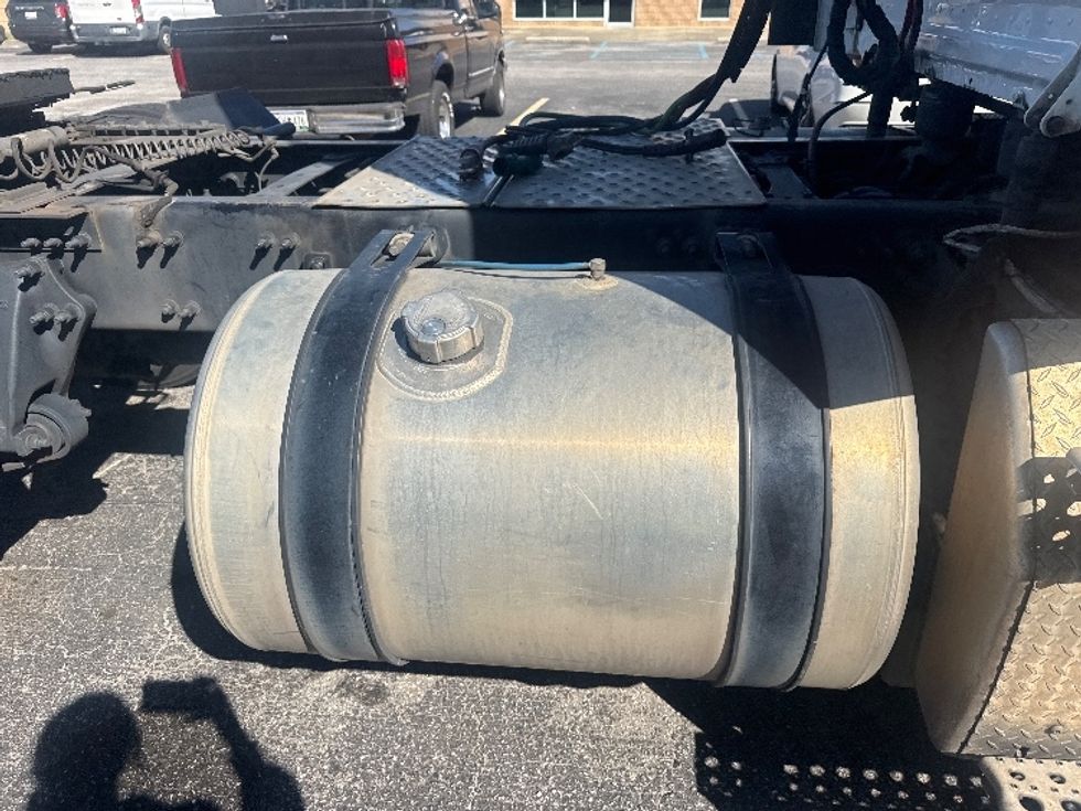 Day Cab Tractor-Heavy Duty Tractors-Freightliner-2020-T11642ST-West Columbia-SC-490,412\n\t\tmiles-$ 33,750 - Image 17