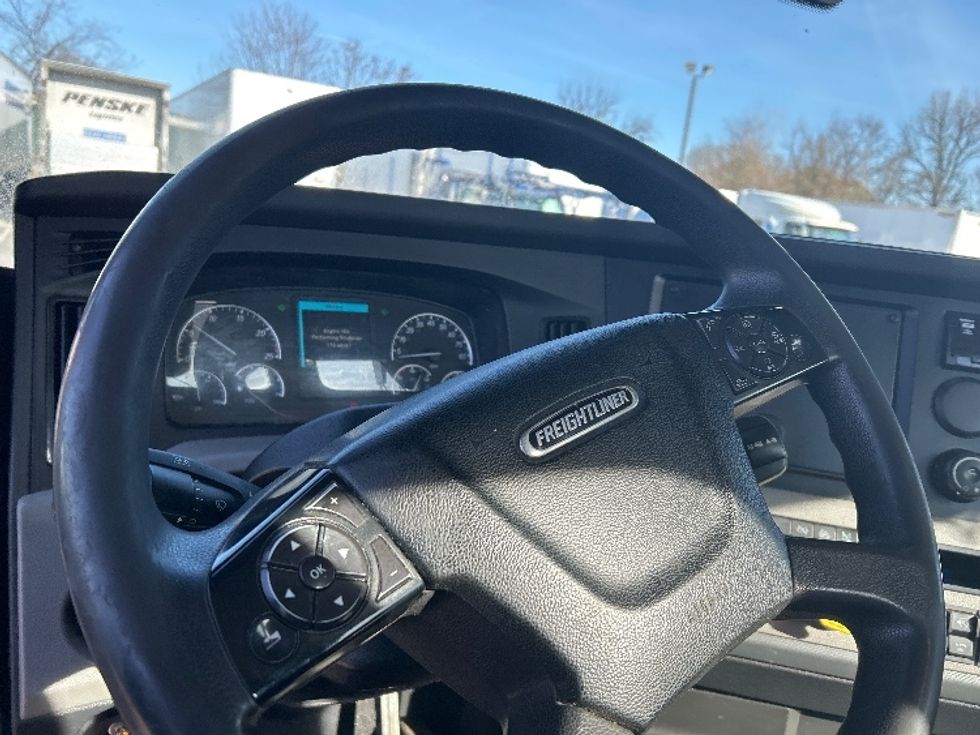 Day Cab Tractor-Heavy Duty Tractors-Freightliner-2020-T11642ST-West Columbia-SC-537,372\n\t\tmiles-$ 30,000 - Image 11