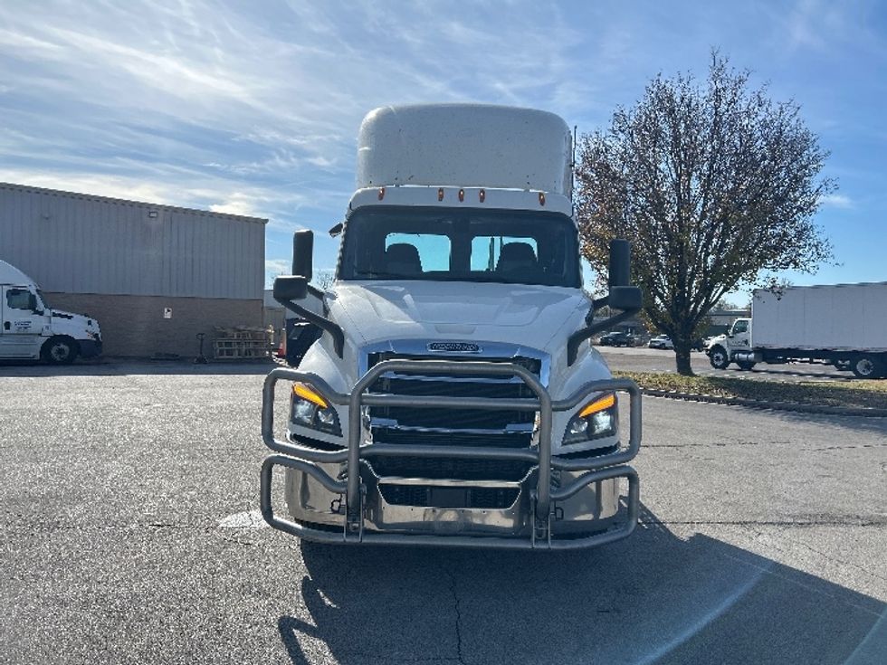 Day Cab Tractor-Heavy Duty Tractors-Freightliner-2020-T11642ST-West Columbia-SC-537,372\n\t\tmiles-$ 30,000 - Image 2