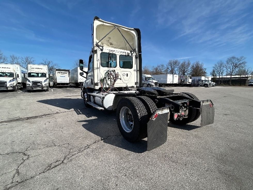 Day Cab Tractor-Heavy Duty Tractors-Freightliner-2020-T11642ST-West Columbia-SC-537,372\n\t\tmiles-$ 30,000 - Image 5