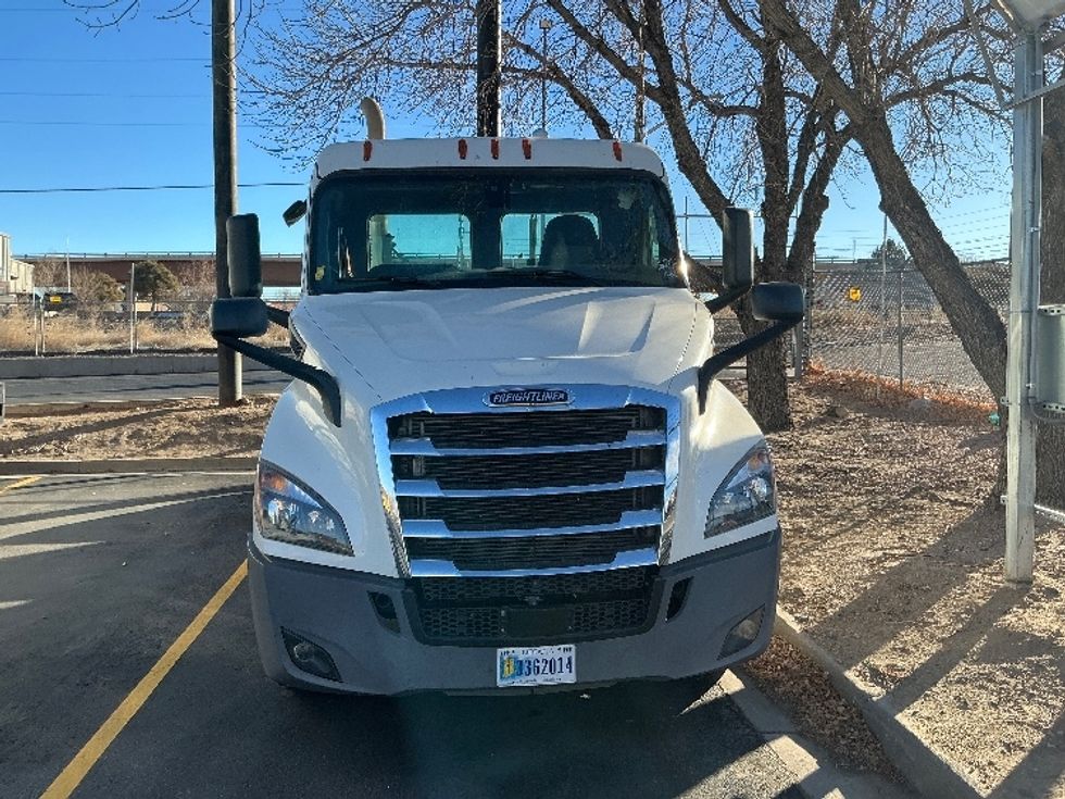 Day Cab Tractor-Heavy Duty Tractors-Freightliner-2020-T11662ST-Greeley-CO-431,001\n\t\tmiles-$ 43,750 - Image 2