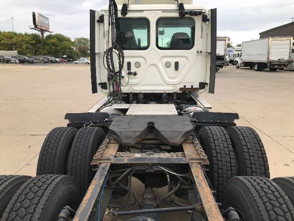 Day Cab Tractor-Heavy Duty Tractors-Freightliner-2020-T11664ST-Allen Park-MI-257,236\n\t\tmiles-$ 50,500 - Image 6