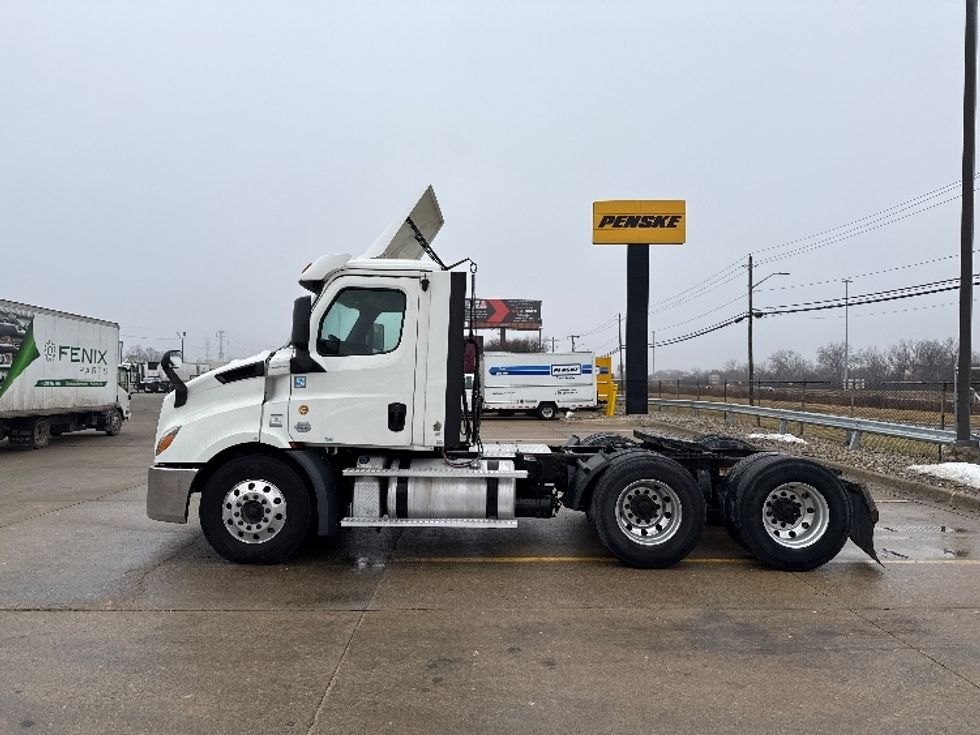 Day Cab Tractor-Heavy Duty Tractors-Freightliner-2020-T11664ST-Allen Park-MI-465,771\n\t\tmiles-$ 41,250 - Image 4