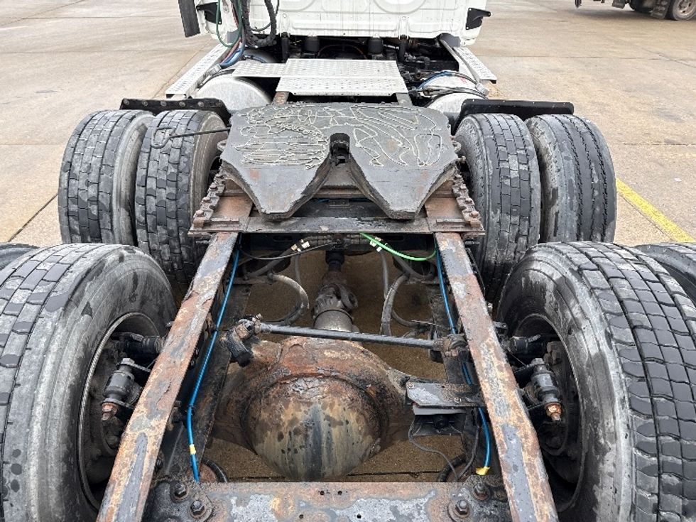 Day Cab Tractor-Heavy Duty Tractors-Freightliner-2020-T11664ST-Allen Park-MI-465,771\n\t\tmiles-$ 41,250 - Image 6