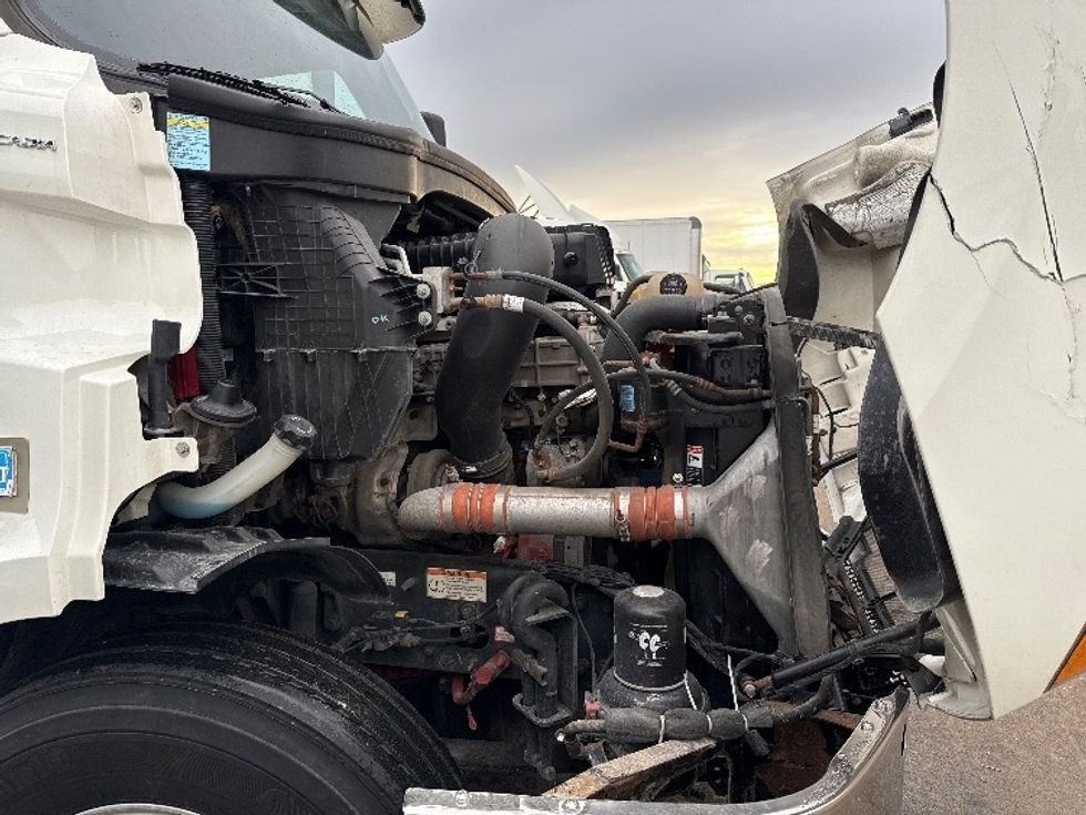 Day Cab Tractor-Heavy Duty Tractors-Freightliner-2020-T11664ST-Allen Park-MI-478,532\n\t\tmiles-$ 41,500 - Image 15