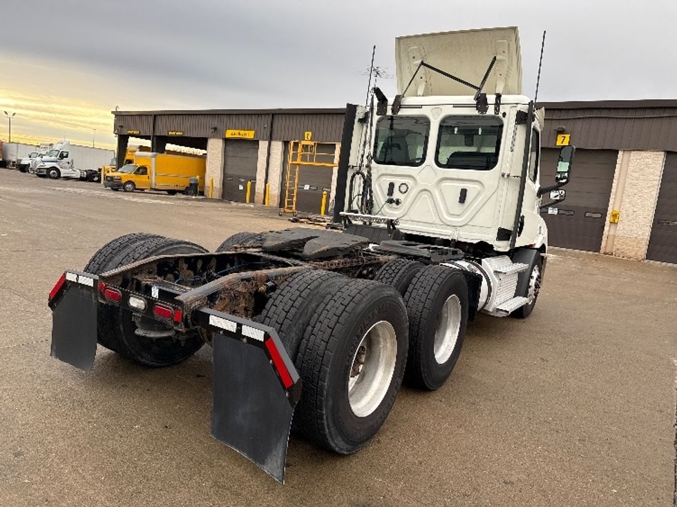 Day Cab Tractor-Heavy Duty Tractors-Freightliner-2020-T11664ST-Allen Park-MI-478,532\n\t\tmiles-$ 41,500 - Image 7