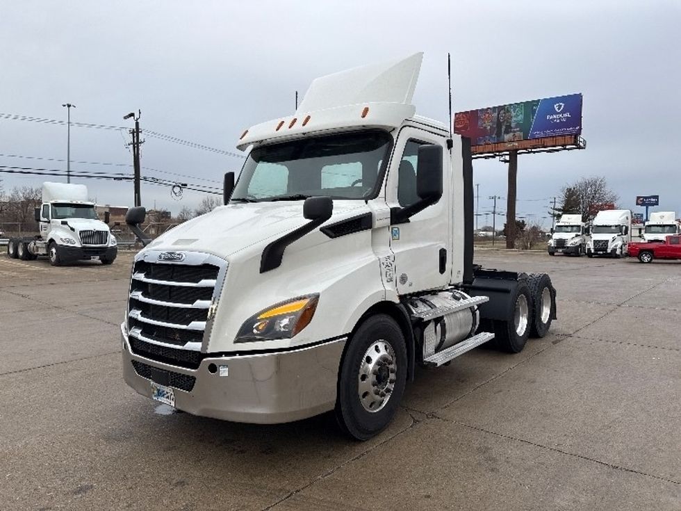 Day Cab Tractor-Heavy Duty Tractors-Freightliner-2020-T11664ST-Allen Park-MI-500,690\n\t\tmiles-$ 40,000 - Image 3