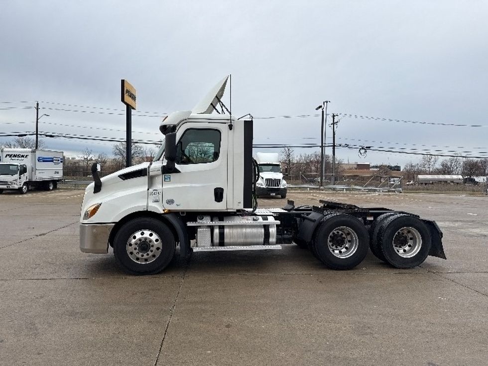 Day Cab Tractor-Heavy Duty Tractors-Freightliner-2020-T11664ST-Allen Park-MI-500,690\n\t\tmiles-$ 40,000 - Image 4