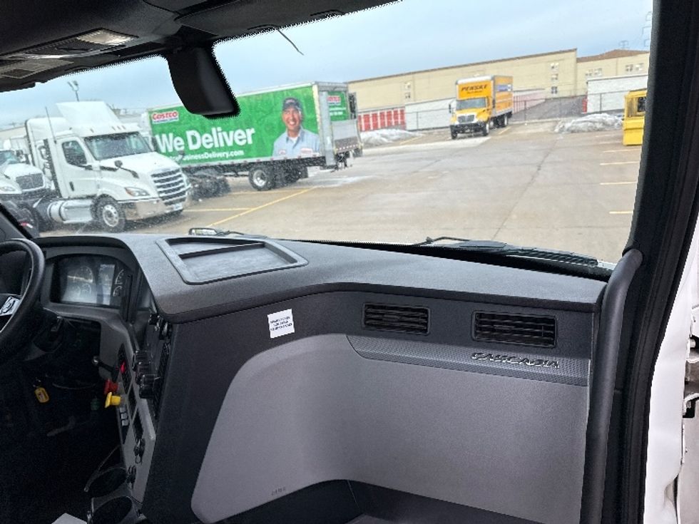 Day Cab Tractor-Heavy Duty Tractors-Freightliner-2020-T11664ST-Allen Park-MI-608,931\n\t\tmiles-$ 29,750 - Image 13