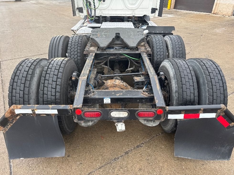 Day Cab Tractor-Heavy Duty Tractors-Freightliner-2020-T11664ST-Allen Park-MI-651,900\n\t\tmiles-$ 25,750 - Image 6