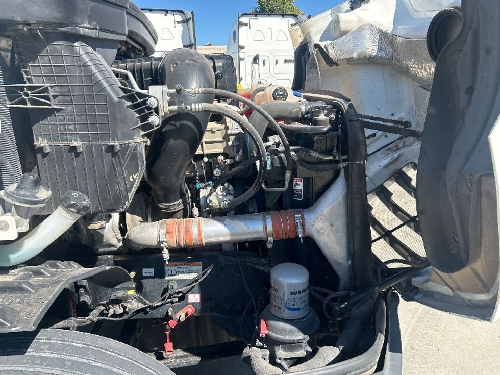 Day Cab Tractor-Heavy Duty Tractors-Freightliner-2020-T11664ST-Amarillo-TX-133,916\n\t\tmiles-$ 65,000 - Image 15