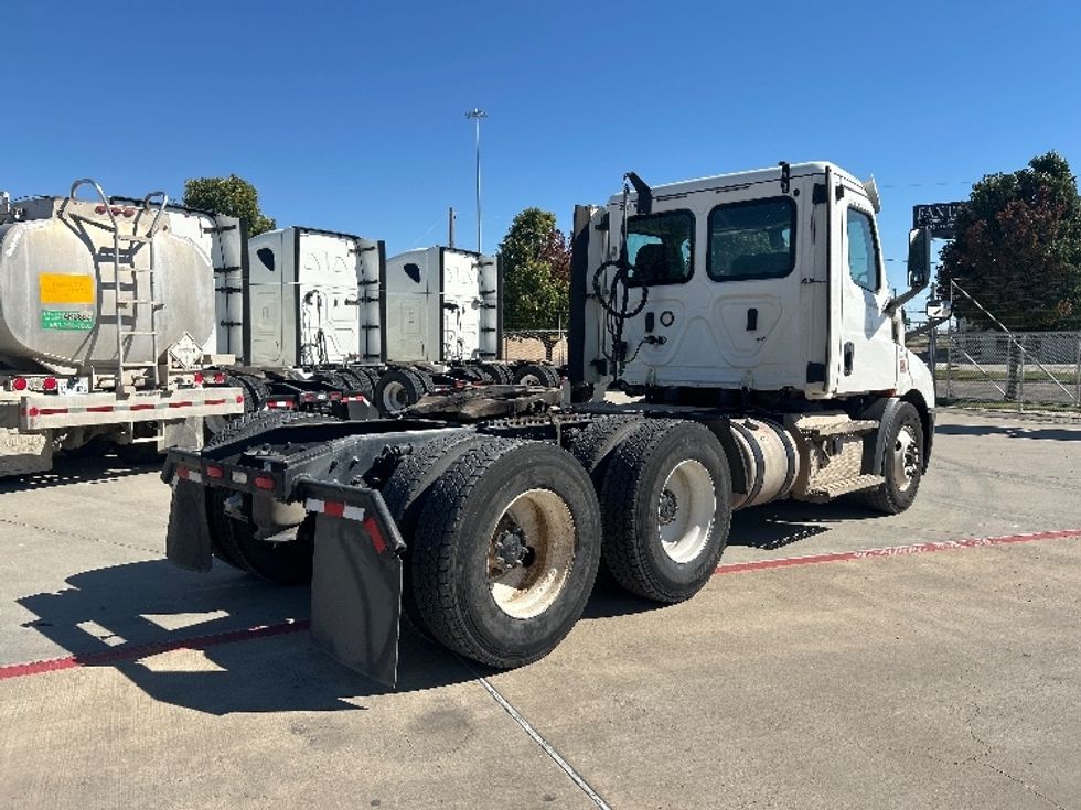 Day Cab Tractor-Heavy Duty Tractors-Freightliner-2020-T11664ST-Amarillo-TX-133,916\n\t\tmiles-$ 65,000 - Image 7