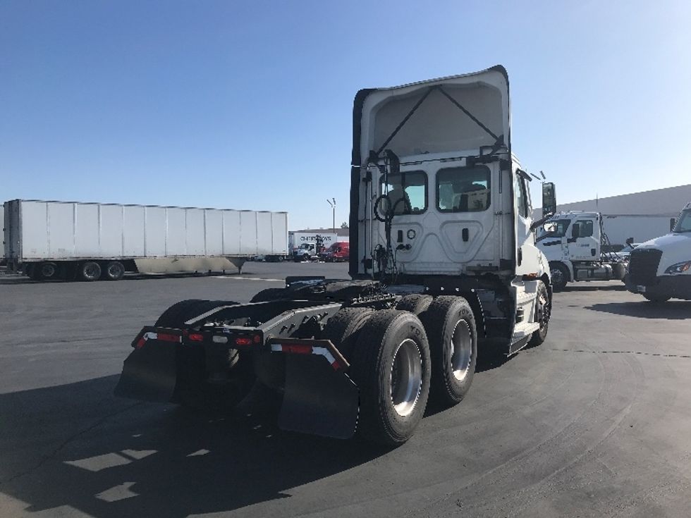 Day Cab Tractor-Heavy Duty Tractors-Freightliner-2020-T11664ST-Anaheim-CA-263,608\n\t\tmiles-$ 59,250 - Image 7