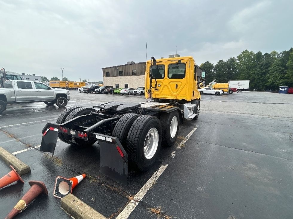 Day Cab Tractor-Heavy Duty Tractors-Freightliner-2020-T11664ST-Atlanta (Forest Park)-GA-449,888\n\t\tmiles-$ 41,250 - Image 7