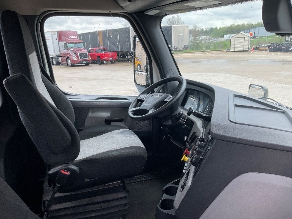 Day Cab Tractor-Heavy Duty Tractors-Freightliner-2020-T11664ST-Bowling Green-KY-489,867\n\t\tmiles-$ 44,250 - Image 14