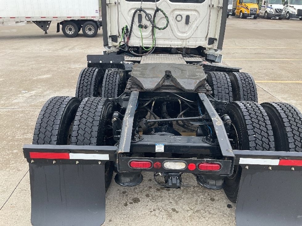 Day Cab Tractor-Heavy Duty Tractors-Freightliner-2020-T11664ST-Bowling Green-KY-489,867\n\t\tmiles-$ 44,250 - Image 6