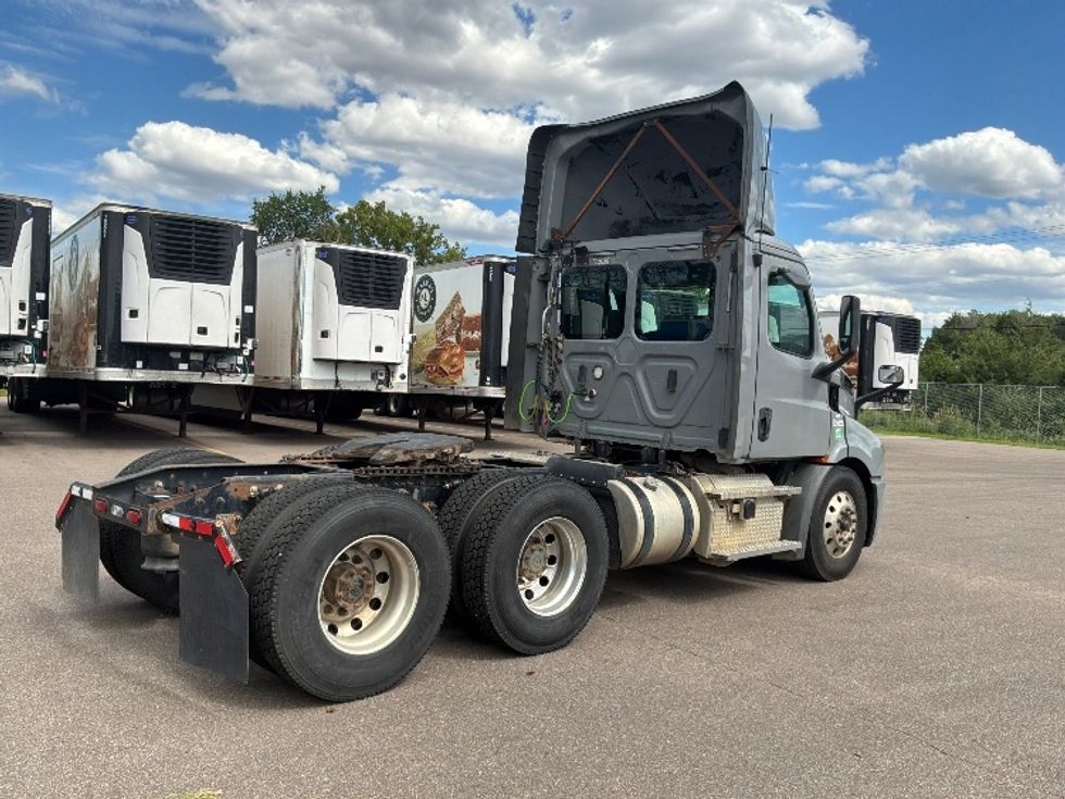 Day Cab Tractor-Heavy Duty Tractors-Freightliner-2020-T11664ST-Brooklyn Park-MN-199,062\n\t\tmiles-$ 58,000 - Image 7