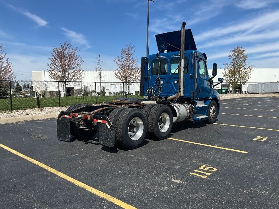 Day Cab Tractor-Heavy Duty Tractors-Freightliner-2020-T11664ST-Cambridge-ON-485,421\n\t\tkm-$ 58,000 - Image 7