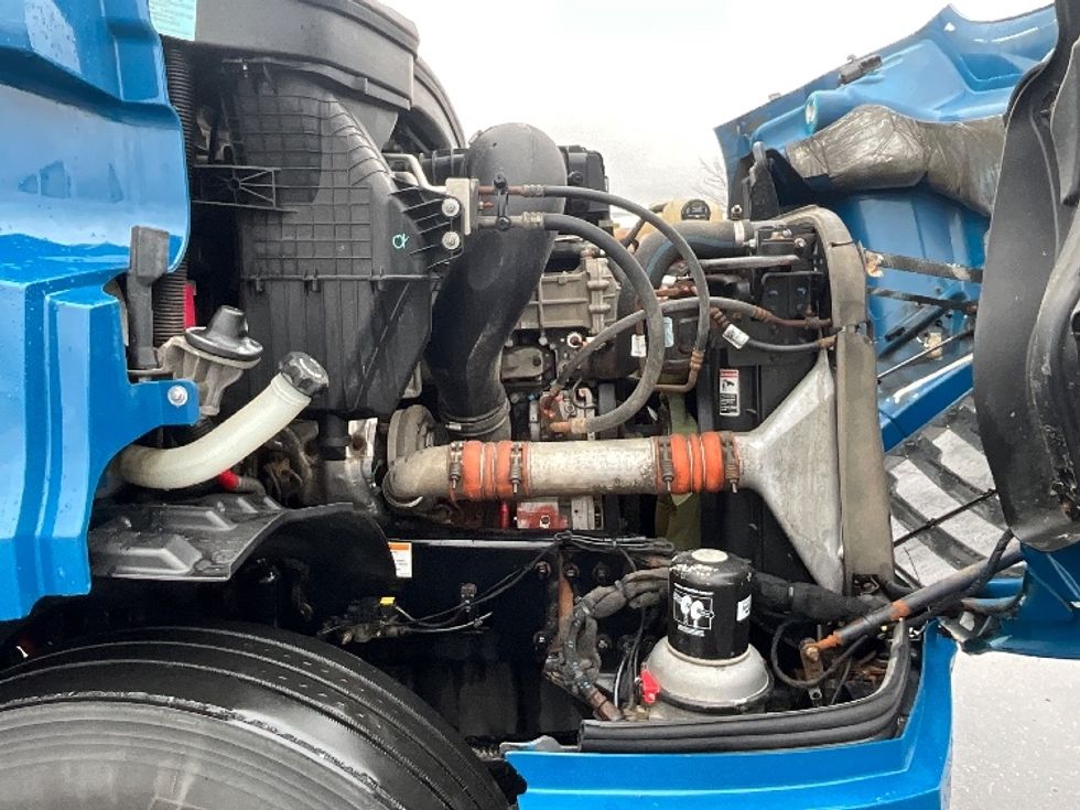 Day Cab Tractor-Heavy Duty Tractors-Freightliner-2020-T11664ST-Cambridge-ON-607,734\n\t\tkm-$ 49,000 - Image 15