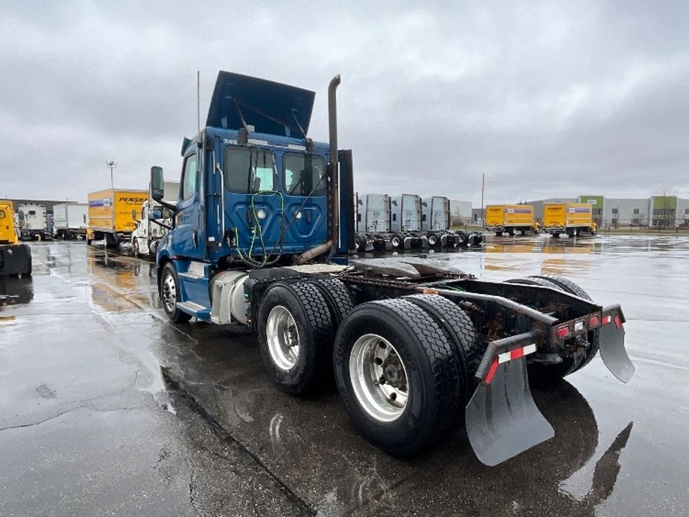 Day Cab Tractor-Heavy Duty Tractors-Freightliner-2020-T11664ST-Cambridge-ON-607,734\n\t\tkm-$ 49,000 - Image 5