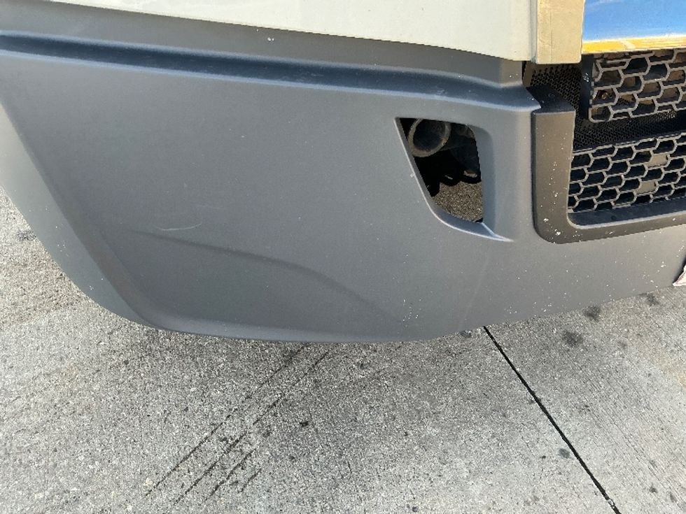 Day Cab Tractor-Heavy Duty Tractors-Freightliner-2020-T11664ST-Chicopee-MA-353,092\n\t\tmiles-$ 44,250 - Image 21