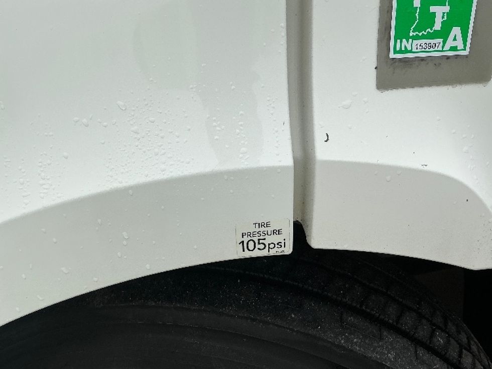 Day Cab Tractor-Heavy Duty Tractors-Freightliner-2020-T11664ST-Chicopee-MA-472,786\n\t\tmiles-$ 38,750 - Image 21