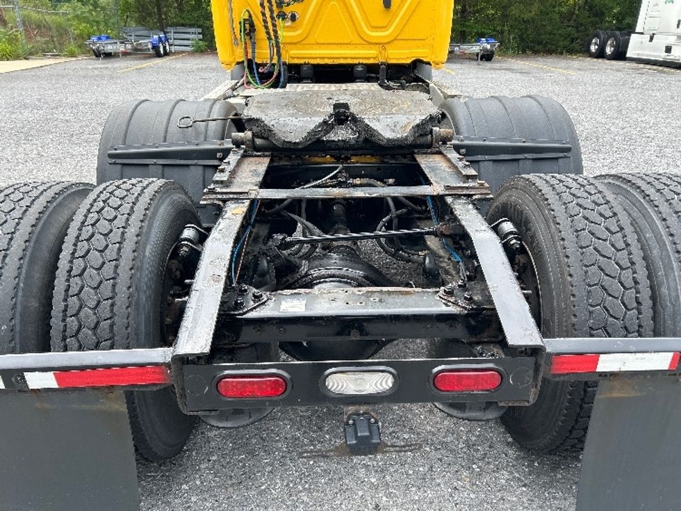 Day Cab Tractor-Heavy Duty Tractors-Freightliner-2020-T11664ST-Cleveland-TN-639,641\n\t\tmiles-$ 26,250 - Image 6