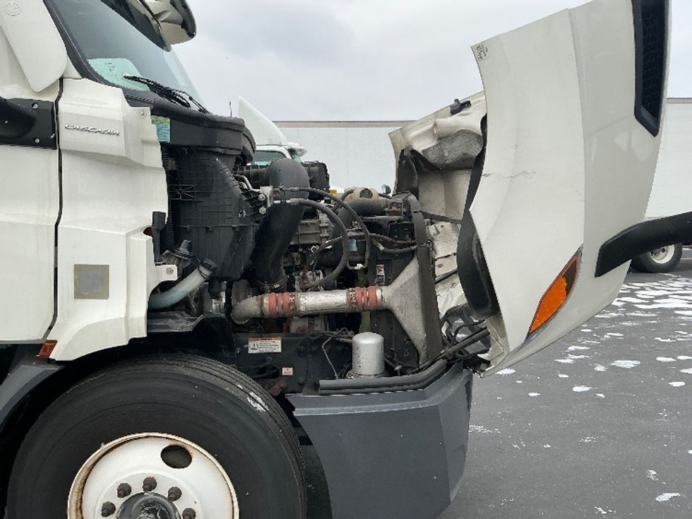 Day Cab Tractor-Heavy Duty Tractors-Freightliner-2020-T11664ST-Columbus-OH-509,327\n\t\tmiles-$ 39,500 - Image 15