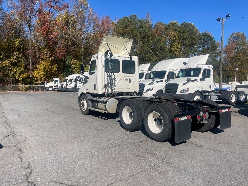 Day Cab Tractor-Heavy Duty Tractors-Freightliner-2020-T11664ST-Dalton-GA-201,384\n\t\tmiles-$ 55,250 - Image 5