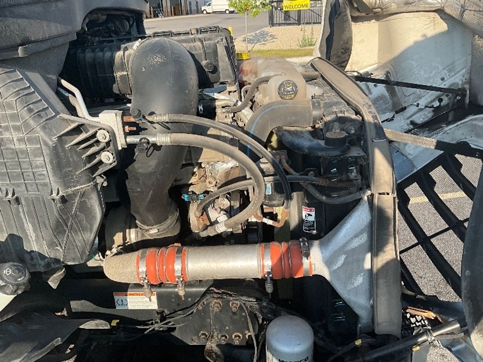 Day Cab Tractor-Heavy Duty Tractors-Freightliner-2020-T11664ST-East Chicago-IN-207,174\n\t\tmiles-$ 60,000 - Image 15