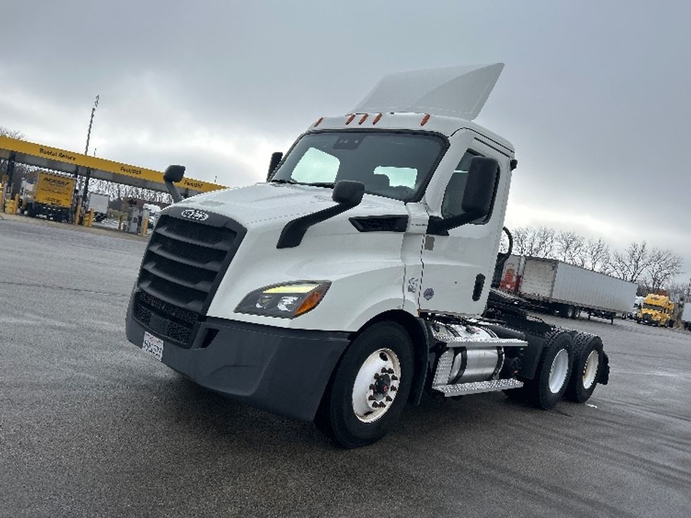 Day Cab Tractor-Heavy Duty Tractors-Freightliner-2020-T11664ST-East Chicago-IN-248,034\n\t\tmiles-$ 53,750 - Image 3