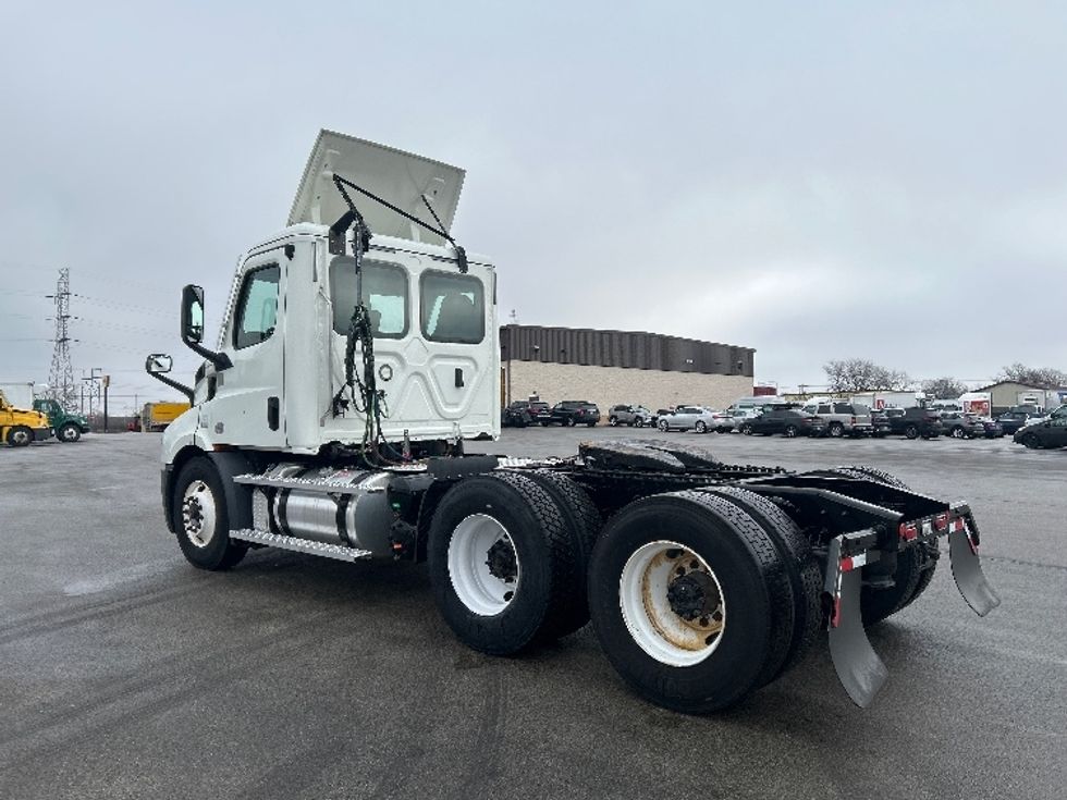Day Cab Tractor-Heavy Duty Tractors-Freightliner-2020-T11664ST-East Chicago-IN-248,034\n\t\tmiles-$ 53,750 - Image 5