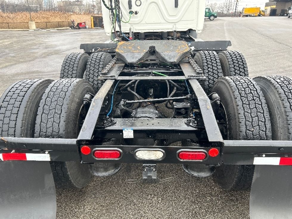 Day Cab Tractor-Heavy Duty Tractors-Freightliner-2020-T11664ST-East Chicago-IN-248,034\n\t\tmiles-$ 53,750 - Image 6