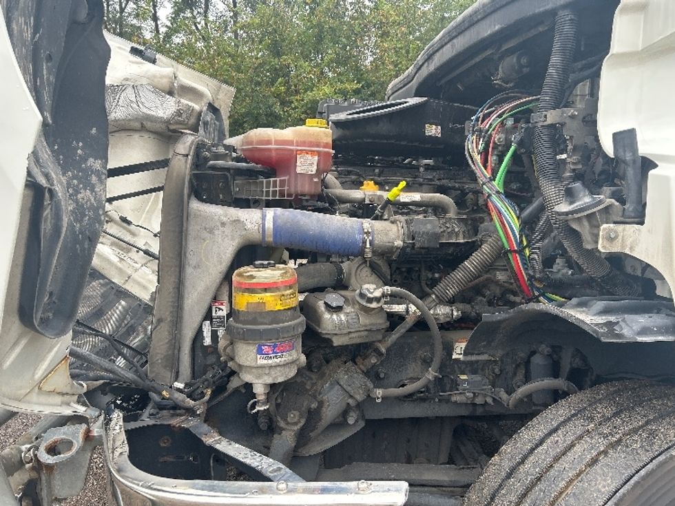 Day Cab Tractor-Heavy Duty Tractors-Freightliner-2020-T11664ST-East Chicago-IN-256,388\n\t\tmiles-$ 56,000 - Image 16