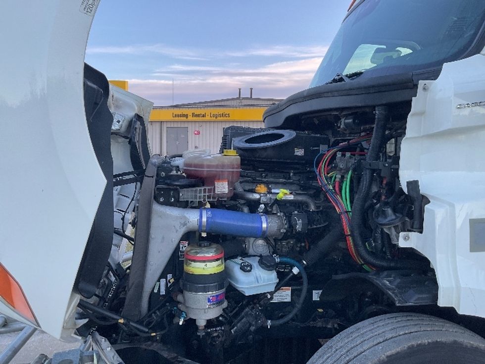 Day Cab Tractor-Heavy Duty Tractors-Freightliner-2020-T11664ST-East Chicago-IN-319,840\n\t\tmiles-$ 51,750 - Image 16