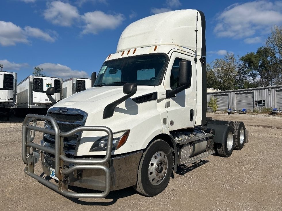 Day Cab Tractor-Heavy Duty Tractors-Freightliner-2020-T11664ST-East Chicago-IN-415,964\n\t\tmiles-$ 47,750 - Image 3