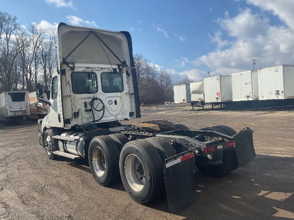 Day Cab Tractor-Heavy Duty Tractors-Freightliner-2020-T11664ST-East Chicago-IN-487,815\n\t\tmiles-$ 48,750 - Image 5