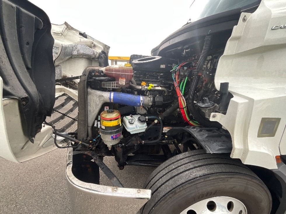 Day Cab Tractor-Heavy Duty Tractors-Freightliner-2020-T11664ST-East Chicago-IN-503,707\n\t\tmiles-$ 43,250 - Image 16