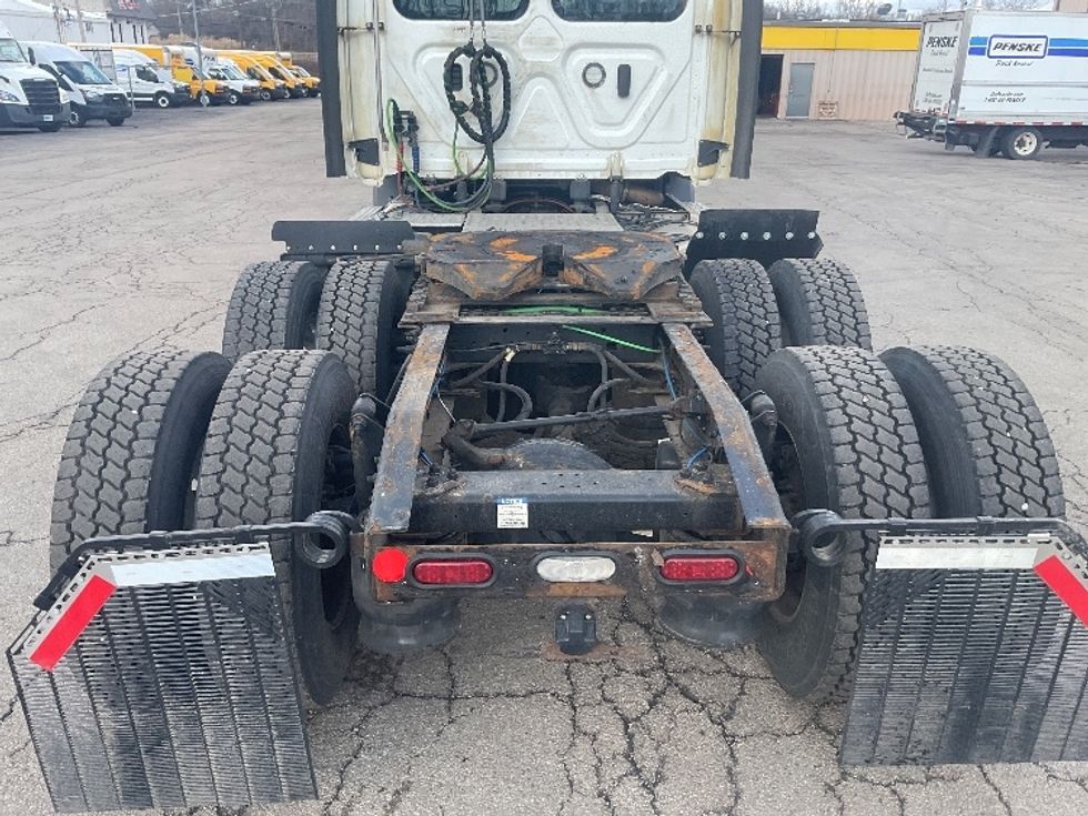 Day Cab Tractor-Heavy Duty Tractors-Freightliner-2020-T11664ST-East Chicago-IN-550,678\n\t\tmiles-$ 42,500 - Image 6