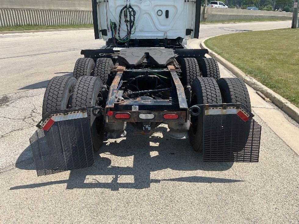 Day Cab Tractor-Heavy Duty Tractors-Freightliner-2020-T11664ST-East Chicago-IN-577,045\n\t\tmiles-$ 36,750 - Image 6