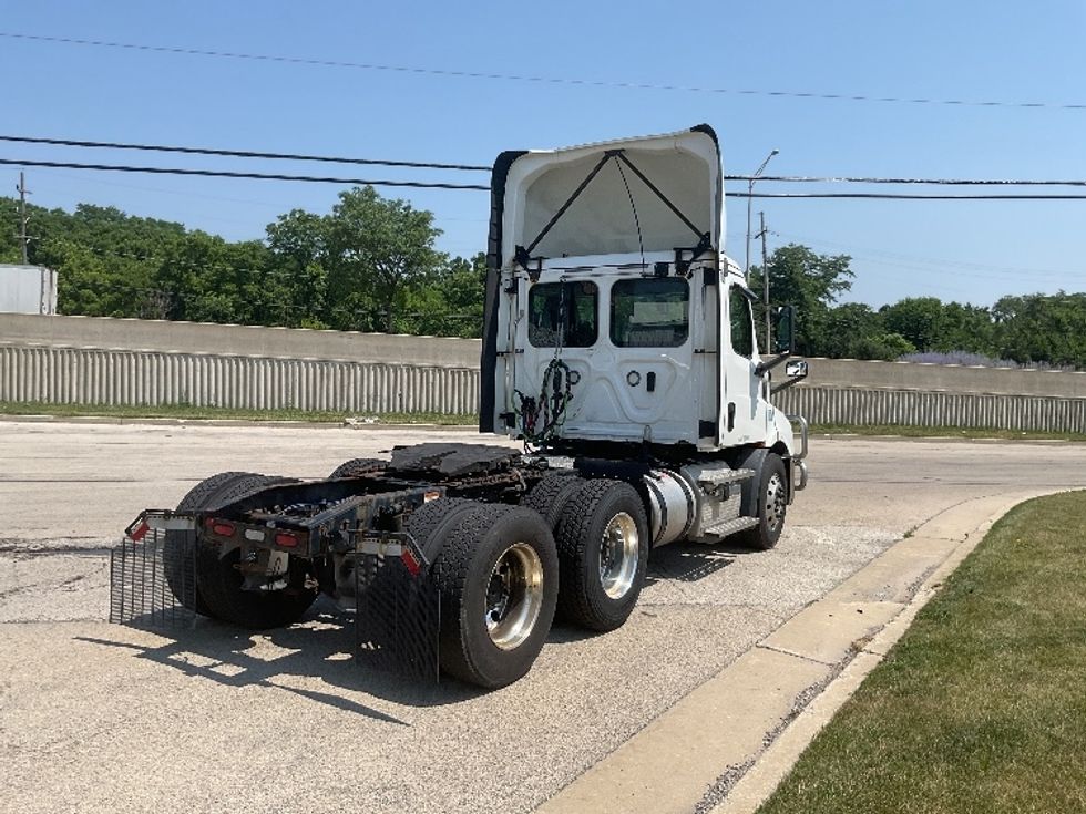 Day Cab Tractor-Heavy Duty Tractors-Freightliner-2020-T11664ST-East Chicago-IN-577,045\n\t\tmiles-$ 36,750 - Image 7