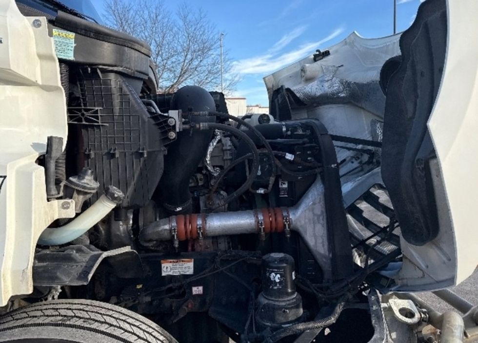 Day Cab Tractor-Heavy Duty Tractors-Freightliner-2020-T11664ST-East Chicago-IN-600,896\n\t\tmiles-$ 30,750 - Image 15