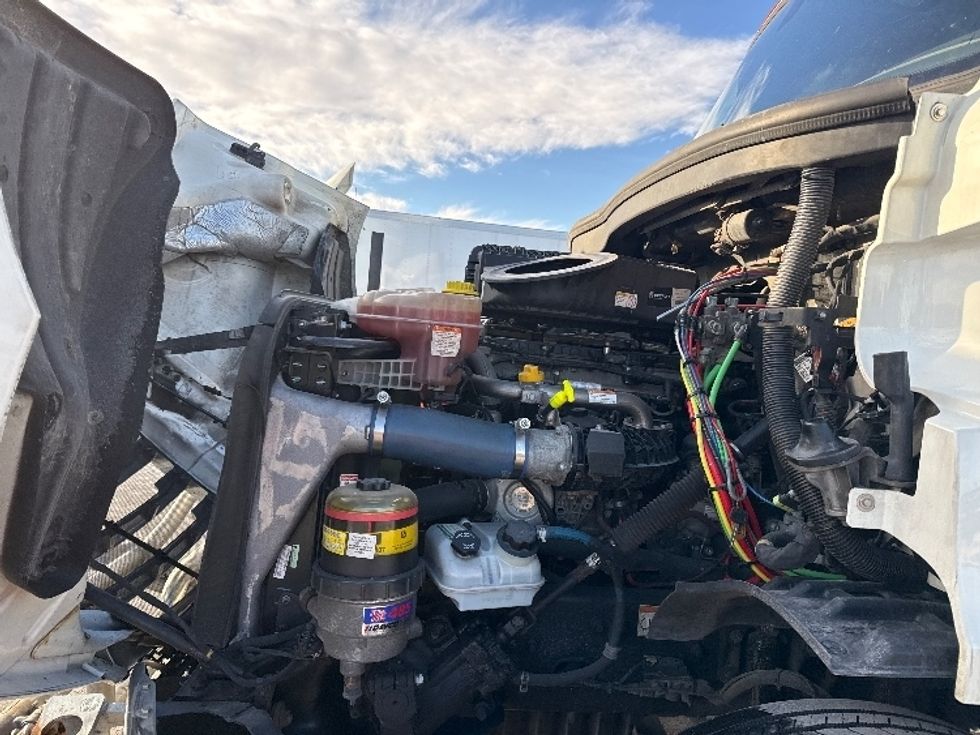 Day Cab Tractor-Heavy Duty Tractors-Freightliner-2020-T11664ST-East Chicago-IN-600,896\n\t\tmiles-$ 30,750 - Image 16