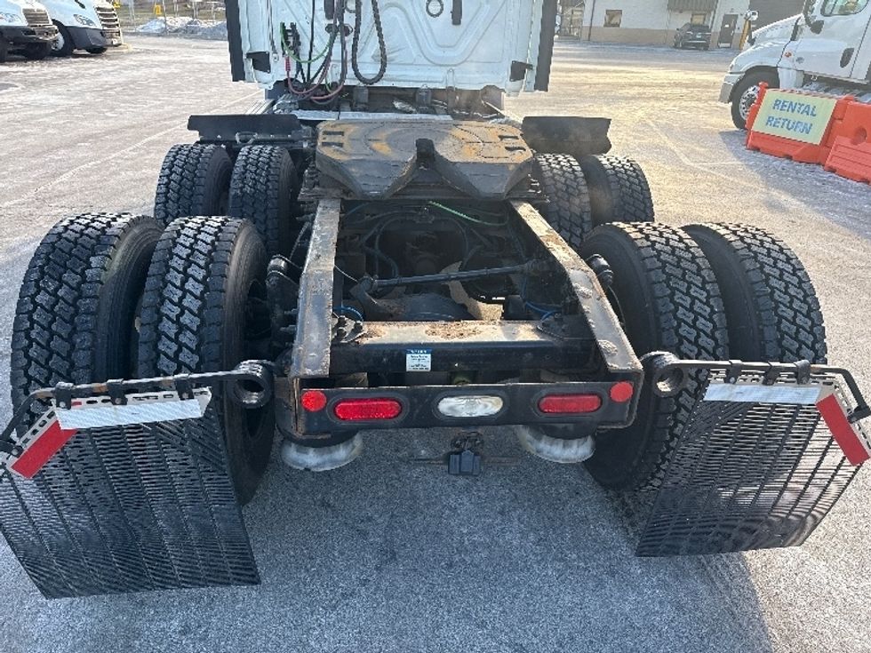 Day Cab Tractor-Heavy Duty Tractors-Freightliner-2020-T11664ST-East Chicago-IN-600,896\n\t\tmiles-$ 30,750 - Image 6