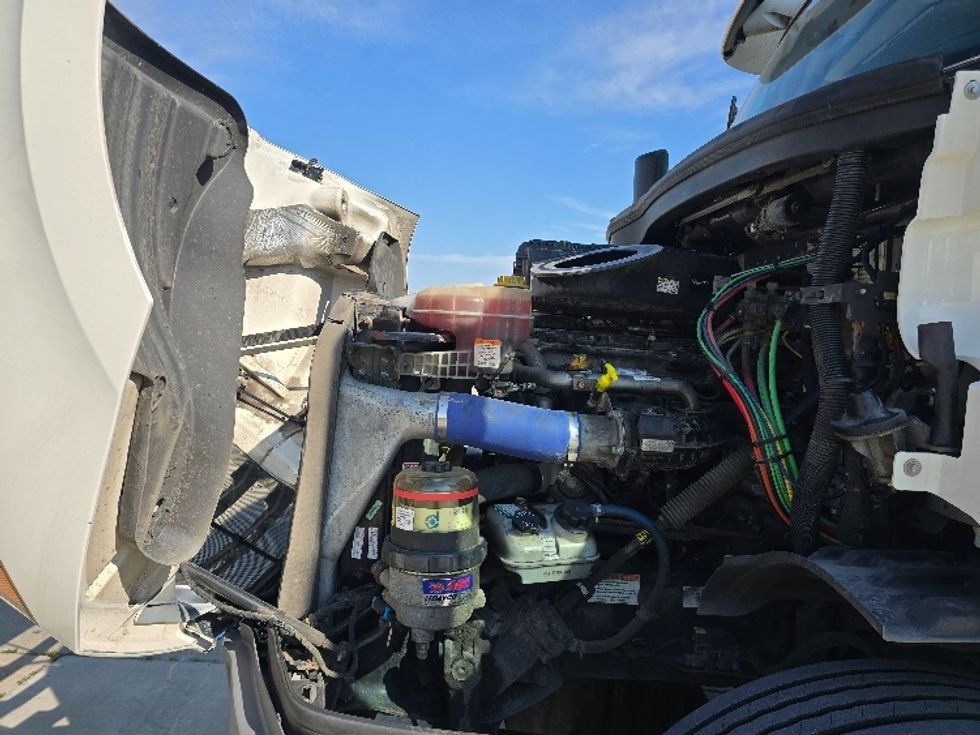 Day Cab Tractor-Heavy Duty Tractors-Freightliner-2020-T11664ST-East Liberty-OH-460,788\n\t\tmiles-$ 45,250 - Image 16