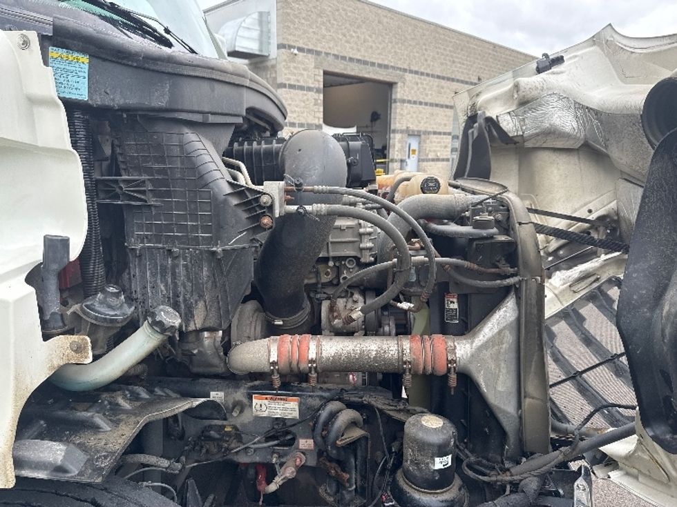 Day Cab Tractor-Heavy Duty Tractors-Freightliner-2020-T11664ST-Elmira-NY-223,261\n\t\tmiles-$ 55,250 - Image 15